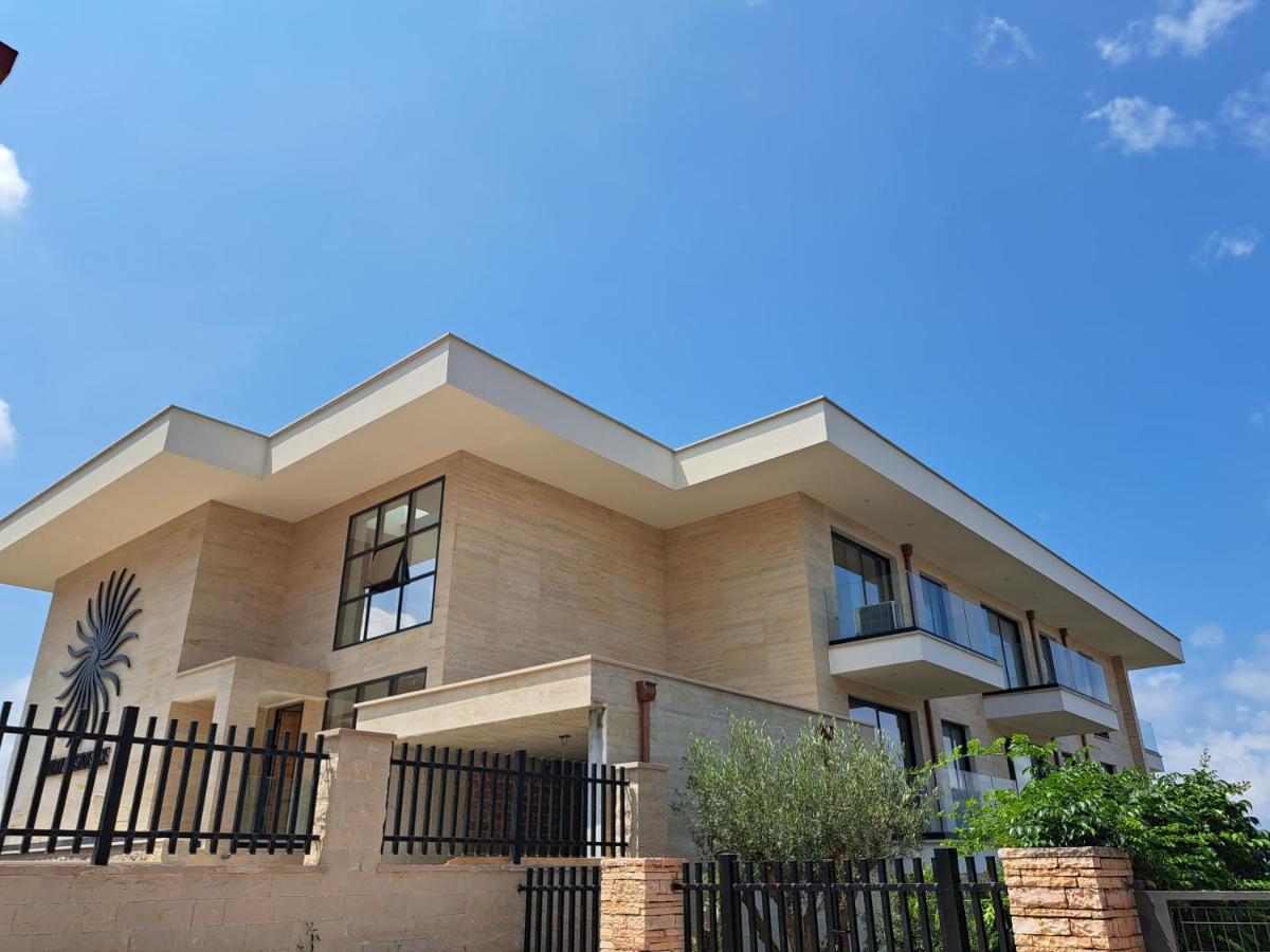 Mamani Apartments Saranda Exterior photo