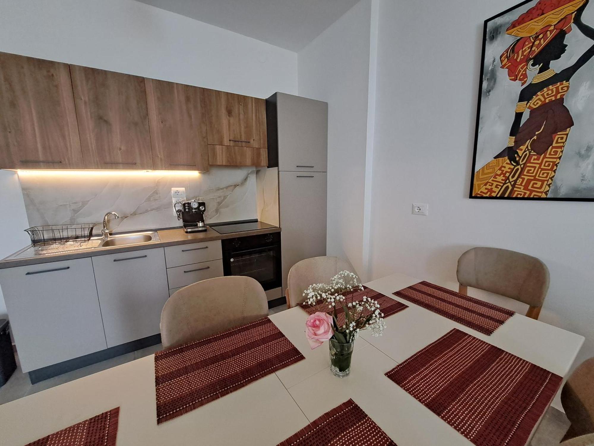Mamani Apartments Saranda Room photo